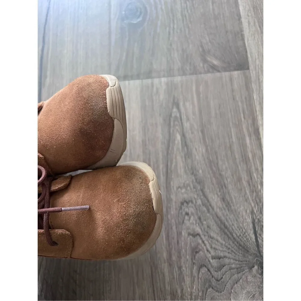 Ugg Canoe III Weather Kids shoes size 12
